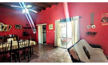 Hermosa Casa  Estilo Rústico En Venta