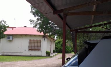 Espectacular Casa quinta con dos cabañas en venta, Rama Caída
