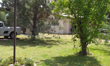 Espectacular Casa quinta con dos cabañas en venta, Rama Caída