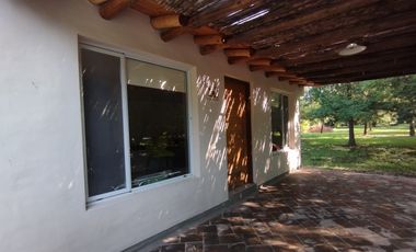 Espectacular Casa quinta con dos cabañas en venta, Rama Caída