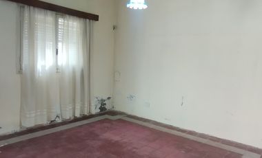 Casa centrica en venta de 2 dormitorios en San Rafael