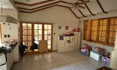 Importante Casa en venta, excelente ubicación, barrio Sat