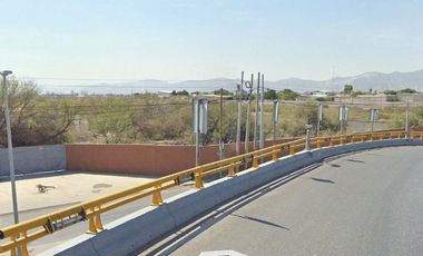 TERRENO COMERCIAL EN VENTA O RENTA A LADO DEL AEROPUERTO FRENTE AL NUDO MIXTECO
