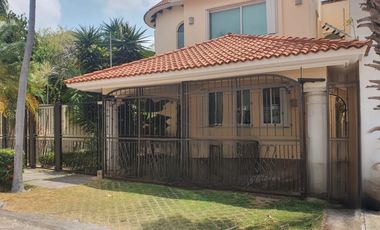 CASA ESTILO EUROPEO