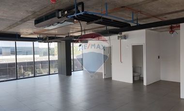 Oficinas en planta libre en Los Leones