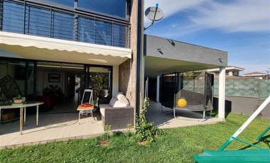 Casa en Venta en Peñalolen alto