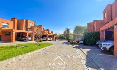 Casa en Arriendo en San Carlos de Apoquindo