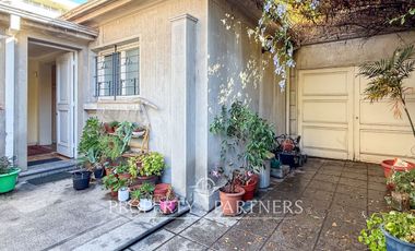 Casa de un piso en pleno barrio Las Flores, a pasos del colegio San Ignacio