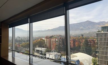 Estupenda oficina amoblada en la mejor ubicación de San Damian. 0,42 UF / m2