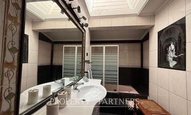 Casa en Arriendo a Pasos de La Avda.  Del Mar con Potencial Comercial