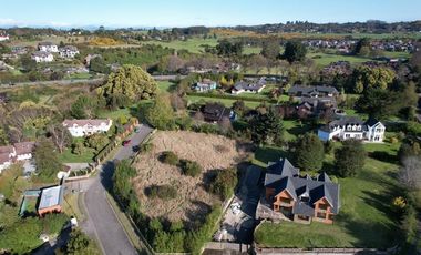 Espectacular Terreno, acceso a Marina