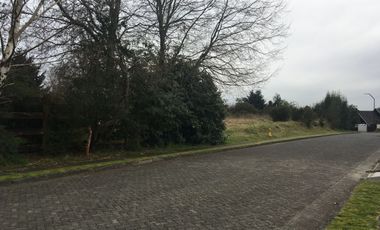 Espectacular Terreno, acceso a Marina