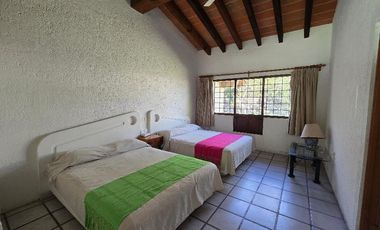 Venta de Casa habitación tipo campestre (Quinta)