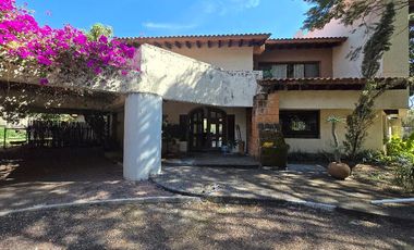Venta de Casa habitación tipo campestre (Quinta)