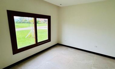 Casa en venta - Barrio La Providencia, Canning