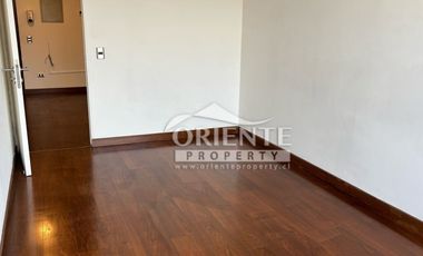 EXCELENTE OFICINA MUY ILUMINDA Y VISTA DESPEJADA ESTORIL