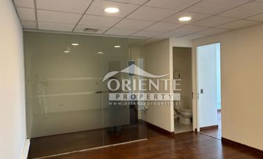 EXCELENTE OFICINA MUY ILUMINDA Y VISTA DESPEJADA ESTORIL