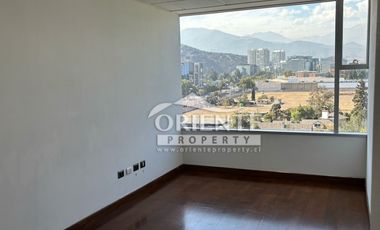 EXCELENTE OFICINA MUY ILUMINDA Y VISTA DESPEJADA ESTORIL