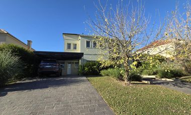 Casa en  Alquiler en Barrancas del Lago - Nordelta