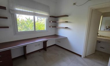 Casa en  Alquiler en Barrancas del Lago - Nordelta