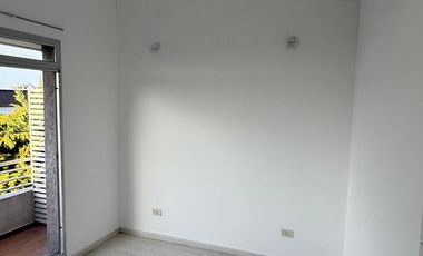 Departamento de dos ambientes y medio en Don Bosco en venta