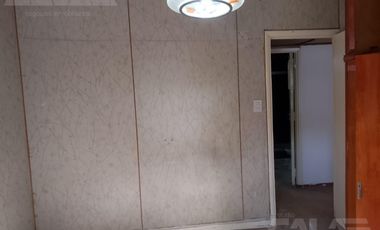 Chalet multifamiliar con amplio jardin y cocheras