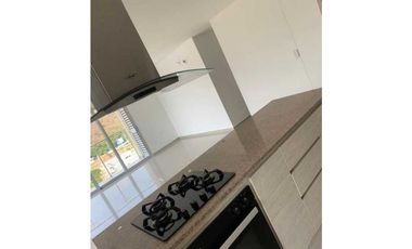 SE ARRIENDA APARTAMENTO ANTALIA LIVING (B. LAS MARIAS)