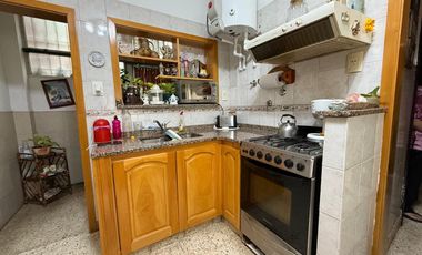 PH 2 AMBIENTES VENTA EN Colon 3002 esq Juan de Zamora  (REMEDIOS DE ESCALADA)