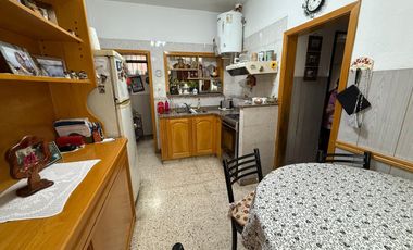 PH 2 AMBIENTES VENTA EN Colon 3002 esq Juan de Zamora  (REMEDIOS DE ESCALADA)