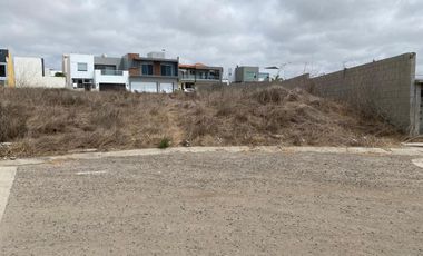 TERRENO EN VENTA CON VISTA AL MAR EN RESIDENCIAL SAN MARINO