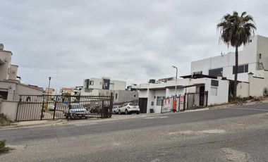 TERRENO EN VENTA CON VISTA AL MAR EN RESIDENCIAL SAN MARINO