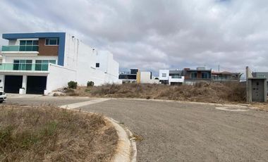 TERRENO EN VENTA CON VISTA AL MAR EN RESIDENCIAL SAN MARINO
