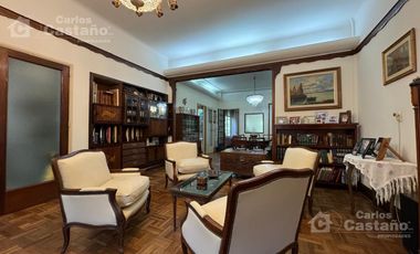 Casa Antigua de Categoría, 6 Amb., en el Bajo de Vte. López