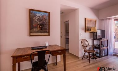 Departamento con gran patio - Recoleta