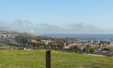 Oportunidad única en Rosarito: terrenos con vista al mar