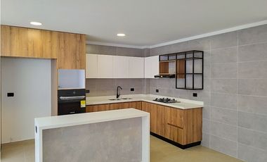 VENTA ULTIMAS UNIDADES CASA CON JACUZZI EN CERRITOS PEREIRA