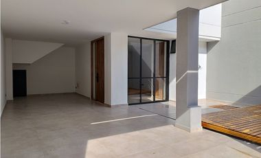 VENTA ULTIMAS UNIDADES CASA CON JACUZZI EN CERRITOS PEREIRA