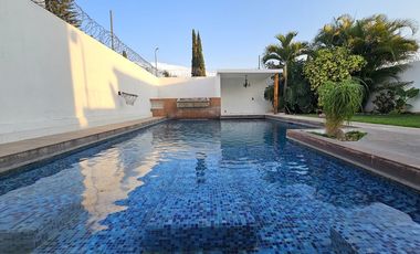 Casa en Venta en Fraccionamiento Vergeles de Oaxtepec, Morelos.