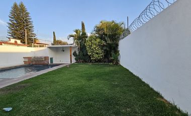 Casa en Venta en Fraccionamiento Vergeles de Oaxtepec, Morelos.
