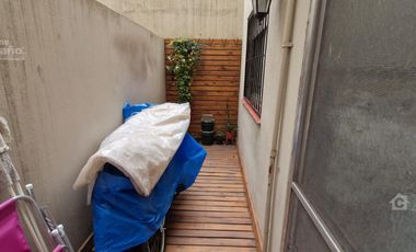 Depto 3 Amb con Patio a 2/C de Av. Maipú.