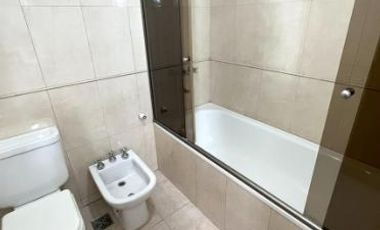 HERMOSO 4 AMBIENTES TRIPLEX!!! CON 2 COCHERAS!!! TERRAZA CON PARRILLA!!