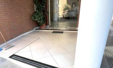 HERMOSO 4 AMBIENTES TRIPLEX!!! CON 2 COCHERAS!!! TERRAZA CON PARRILLA!!