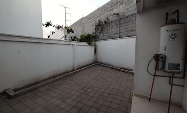 CASA EN VENTA EN VILLA  ALTOS DEL MARQUÉS, PALAMA PARAISO, QUERÉTARO EN FRACCIONAMIENTO PRIVADO