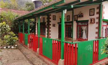 VENTA FINCA VEREDA CURAL LA VEGA CUNDINAMARCA