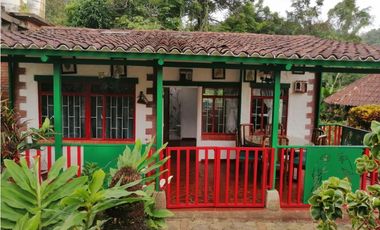VENTA FINCA VEREDA CURAL LA VEGA CUNDINAMARCA