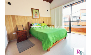 ¡Tu nuevo hogar te espera! Casa en unidad cerrada.