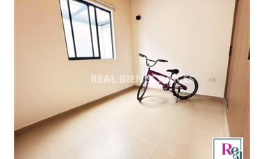 ¡Tu nuevo hogar te espera! Casa en unidad cerrada.