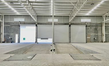 RENTO BODEGA 2,500 m2 AV . CARLOS SALINAS DE GORTARI, APODACA