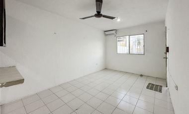Casa en renta en Conkal Yucatan de un piso y 2 recamaras