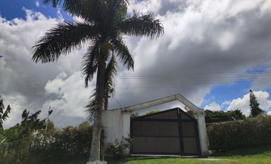 Finca en venta en condominio campestre - Lago Calima El Darién Valle